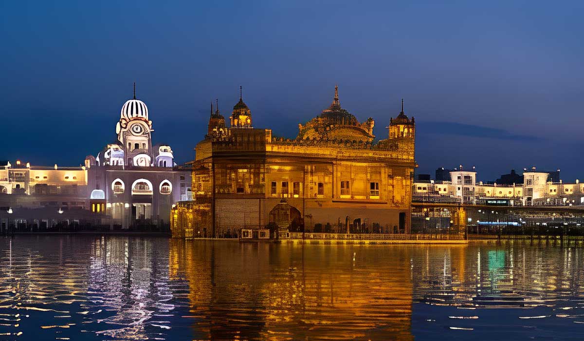 Sri Harmandir Sahib: The Golden Temple of Amritsar, Sikhism in Punjab